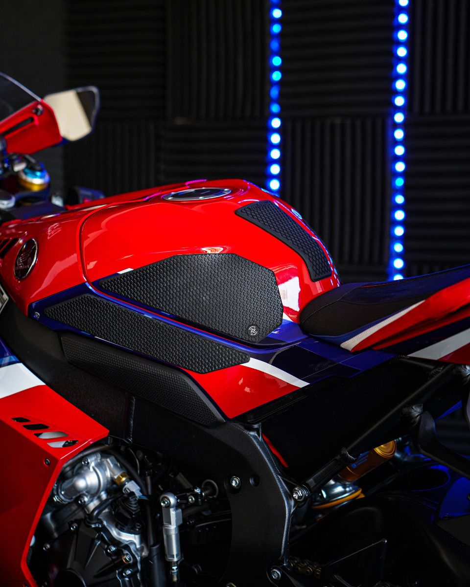 TechSpec Snake Skin Tank Grip Kit – Honda CBR1000RR-R / SP (2020–2025+)