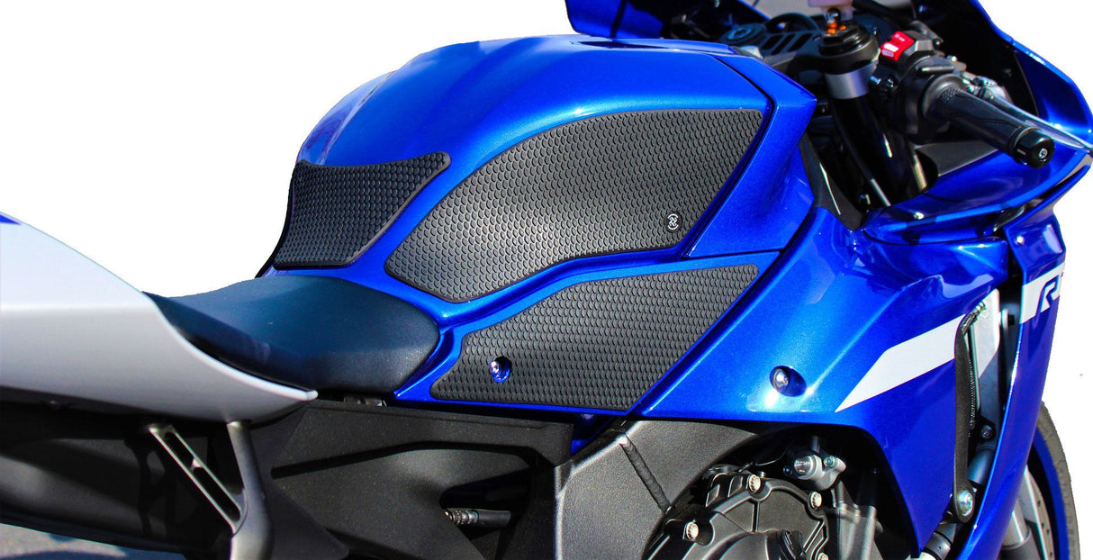 TechSpec Snake Skin Tank Grip Kit – Yamaha YZF-R1 / R1M (2015–2025+)