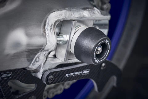 Evotech Performance Rear Axle Sliders – Yamaha R1 / R1M (2015–2025+)