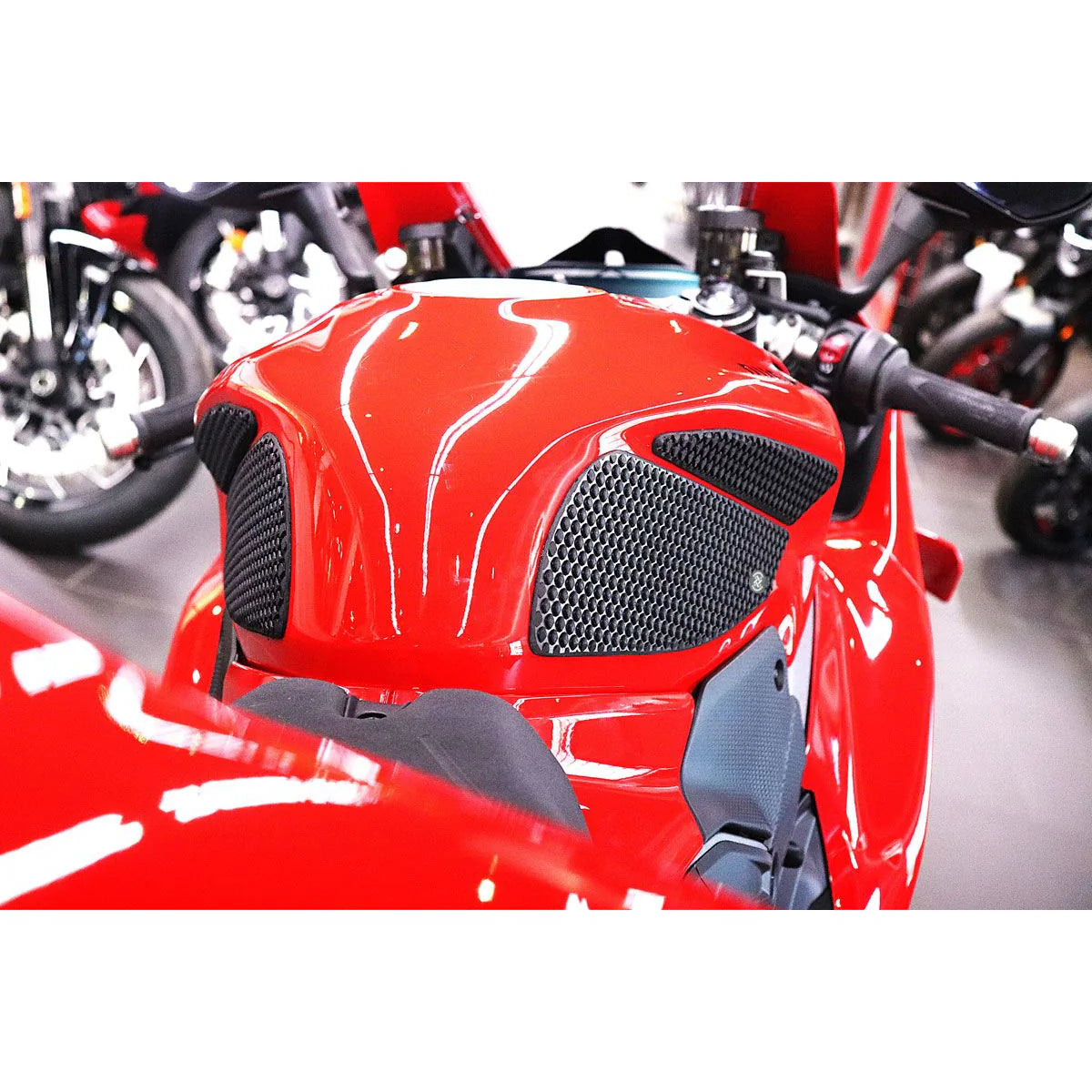 TechSpec Snake Skin Tank Grip Kit – Ducati Panigale V4 / V4S (2025-Current)
