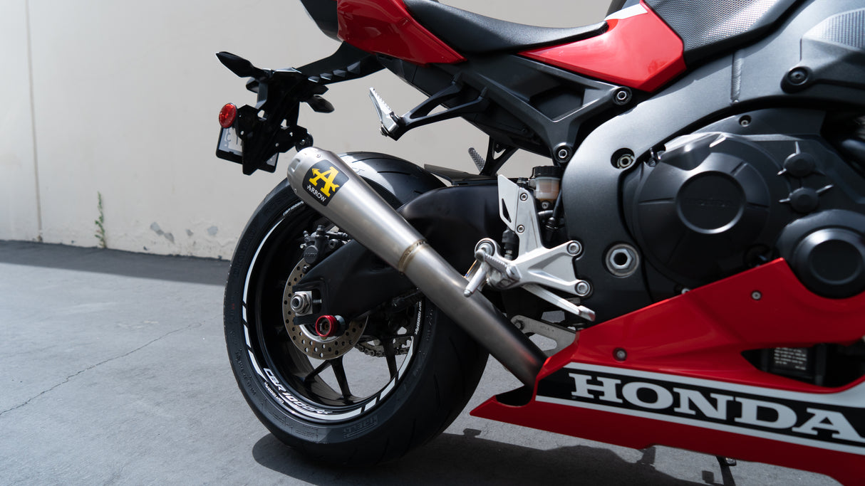 Arrow Pro Race Titanium System – Honda CBR1000RR (2017–2025+)