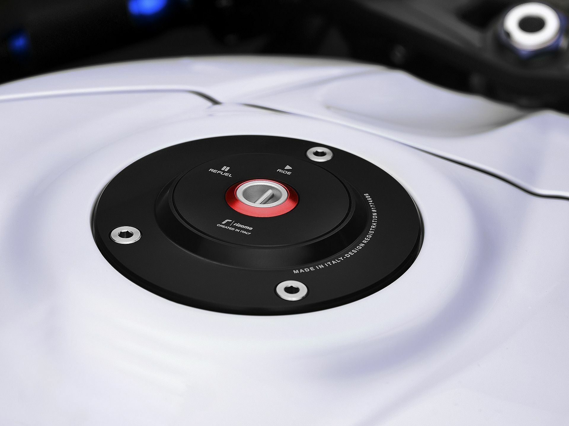 Rizoma Quick Release Fuel Cap – Kawasaki – MotoFactory Parts
